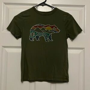 Green, Gap kids, bear tee. Medium.